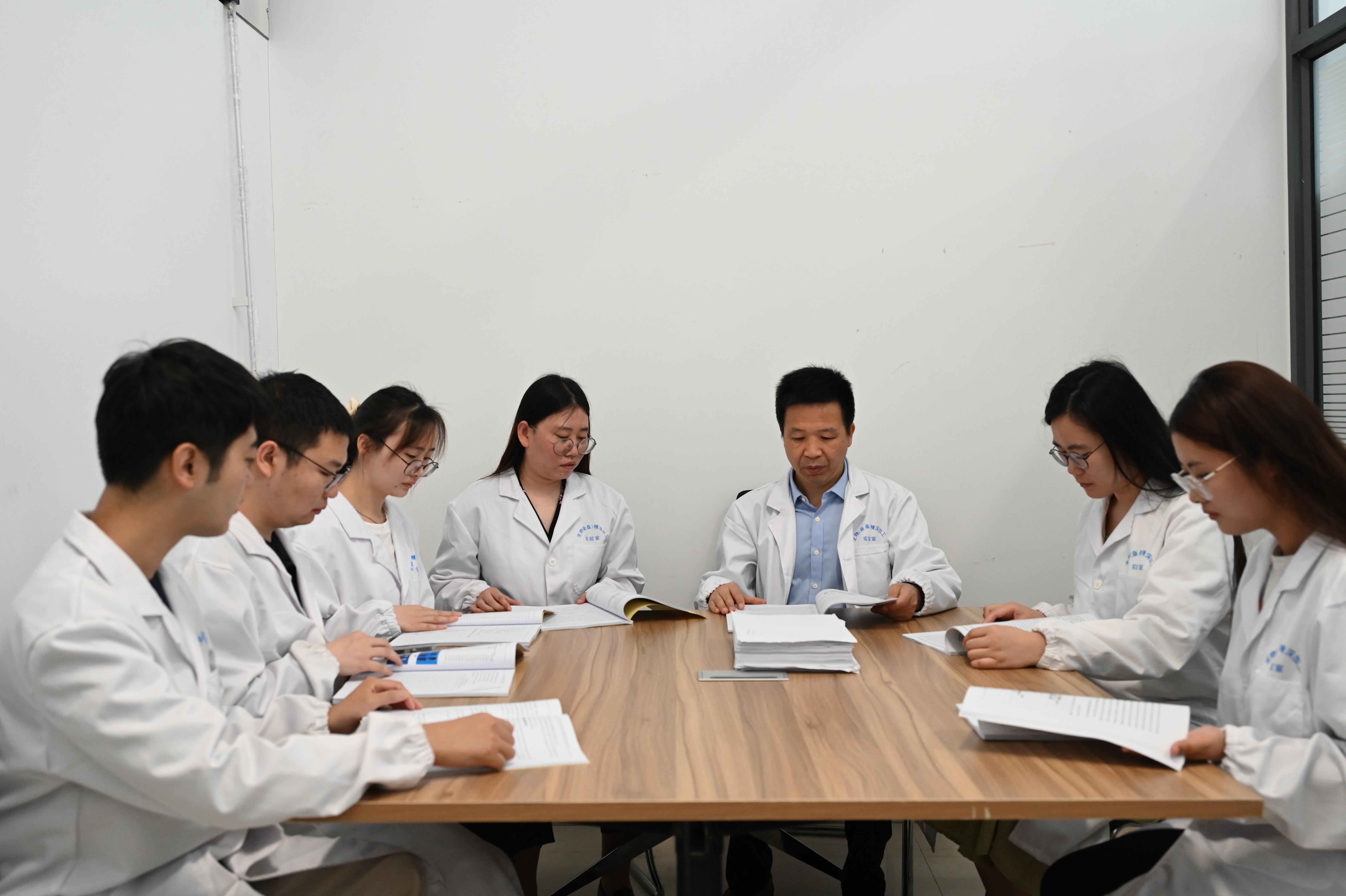 1651827452199248.jpg 1651827452199248.jpg